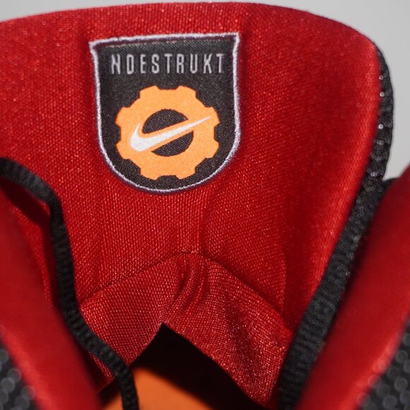 Air Max Darwin 360 SIZE 12 / Varsity RED/BLACK/WHITE No Box - Picture 6 of 7